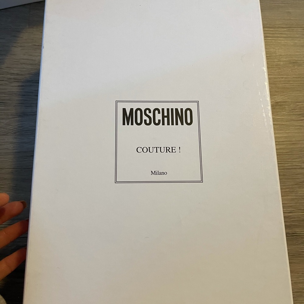Moschino shoes - Picture 2 of 6